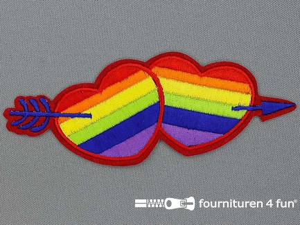 Applicatie 135x48mm regenboog hartjes met pijl