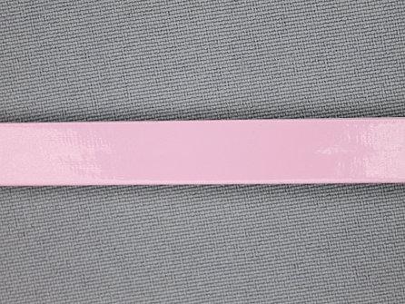 Synthetische halsband 10mm licht roze