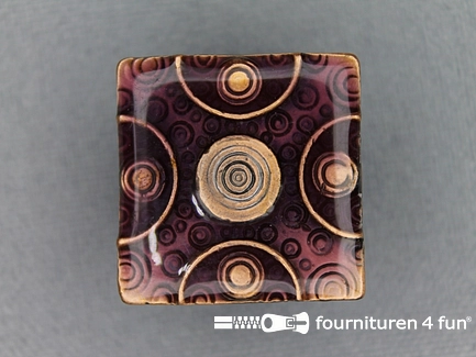 Design knoop 21mm vierkant aubergine