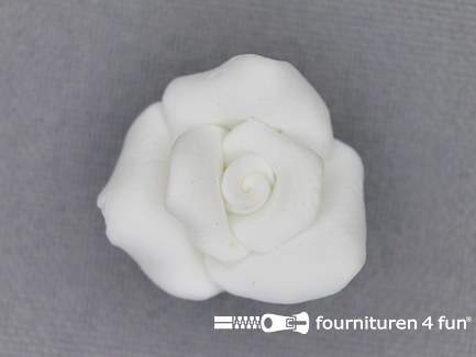 Bloemen knoop 21mm roosje wit