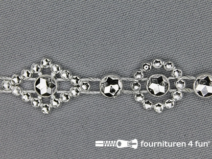 COUPON 6,2 meter (5 stukken, 1,6 + 1,4 + 0,7 + 1,5 + 1 meter) Strass band 15mm pastille zilver