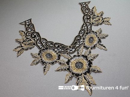 Opzet stuk voor hals / kraag  zwart zilver goud bloem 330x300mm