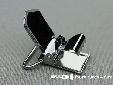 Metalen bretelclips