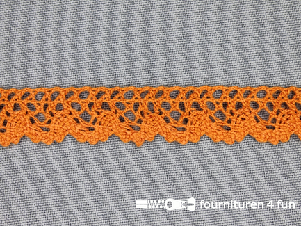 COUPON 9,15 meter (3 stukken, 4,5 + 1,8 + 2,85 meter) Ibiza broderie 16mm oranje