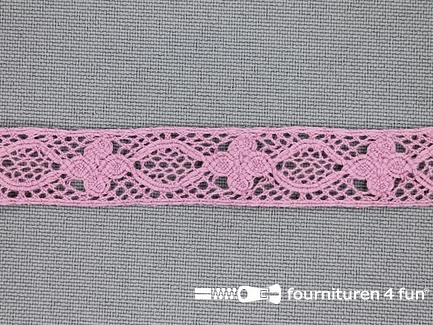 COUPON 5 meter (2 stukken, 3,8 + 1,2 meter) Ibiza broderie 13mm oud roze