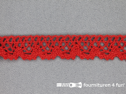 COUPON 8,55 meter (2 stukken, 4,9 + 3,65 meter)  meter Ibiza broderie 16mm rood