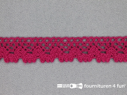COUPON 6,5 meter Ibiza broderie 16mm donker fuchsia