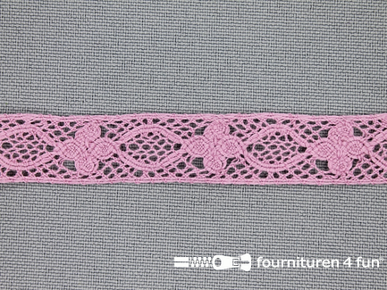 COUPON 5 meter (2 stukken, 3,8 + 1,2 meter) Ibiza broderie 13mm oud roze