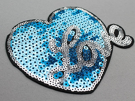 Pailletten applicatie hart "Love" 125x95mm aqua blauw - zilver