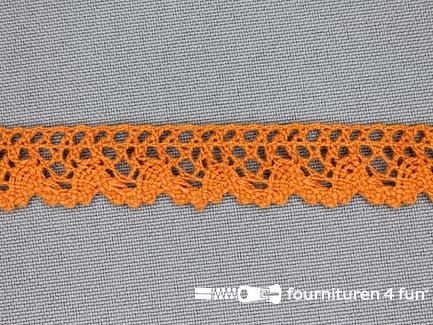 COUPON 9,15 meter (3 stukken, 4,5 + 1,8 + 2,85 meter) Ibiza broderie 16mm oranje