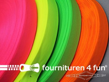 Neon Fournituren