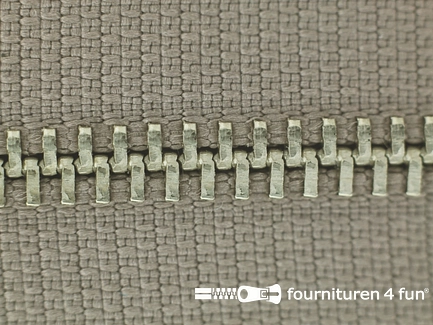 Niet deelbare broek rits metaal 4mm taupe