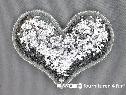 Pailletten applicatie 63x48mm zilver hartvormig kussentje