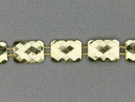 COUPON 9,1 meter (3 stukken, 3,8 + 3,6 + 1,7 meter) Strass band 10mm rechthoek goud