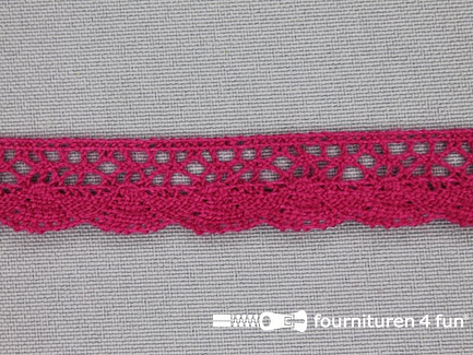 COUPON 12 meter Ibiza broderie 14mm donker fuchsia